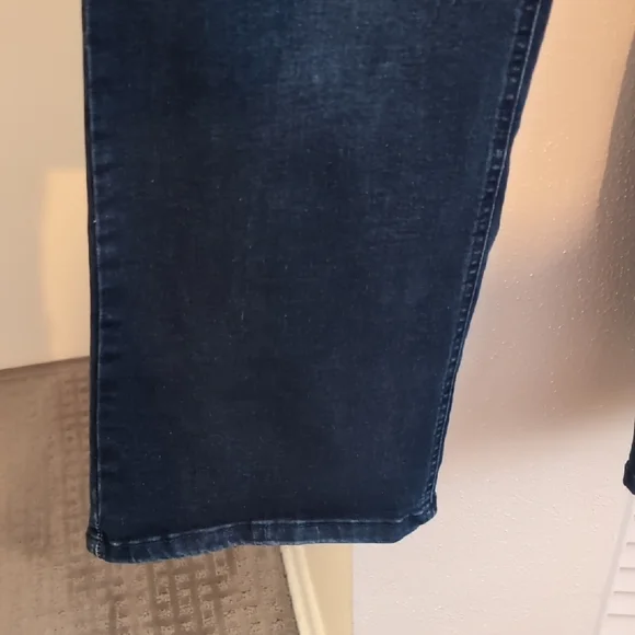 Simply Vera Vera Wang Dark Blue Flare Jeans - Picture 5 of 7
